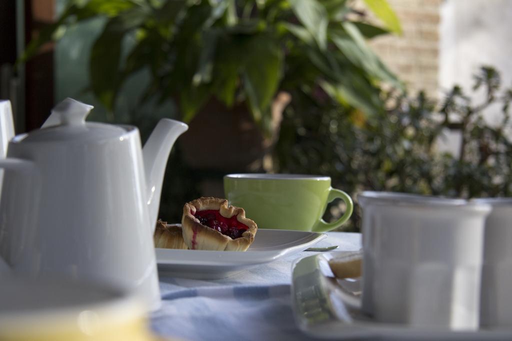 B&B I Fiori Della Cava เปซาโร ภายนอก รูปภาพ
