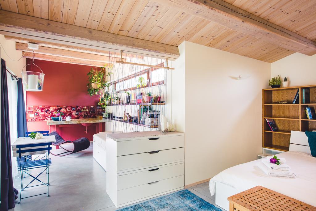 B&B I Fiori Della Cava เปซาโร ภายนอก รูปภาพ
