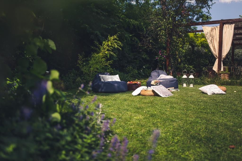 B&B I Fiori Della Cava เปซาโร ภายนอก รูปภาพ