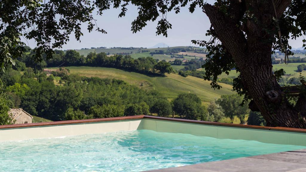B&B I Fiori Della Cava เปซาโร ภายนอก รูปภาพ
