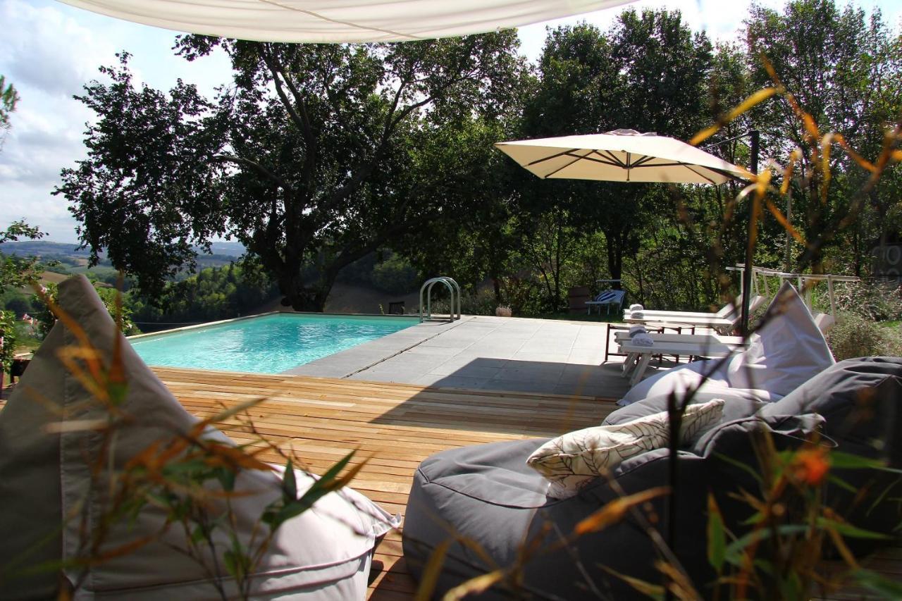 B&B I Fiori Della Cava เปซาโร ภายนอก รูปภาพ